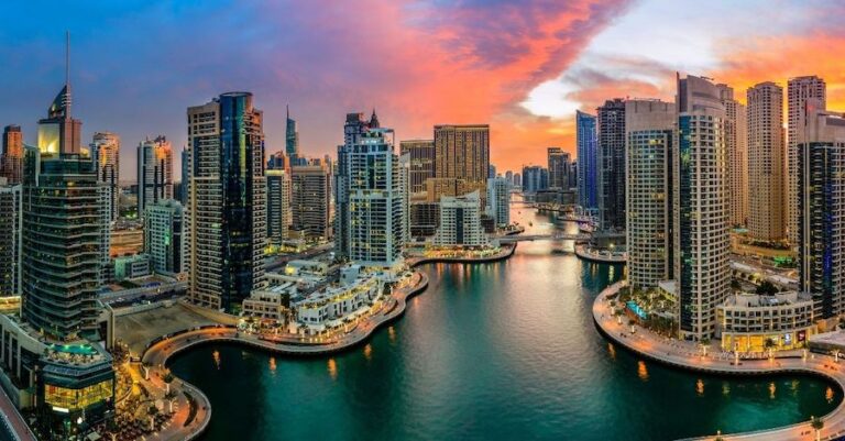 Presa rusa titreaza: Numarul tranzactiilor imobiliare din Dubai a explodat